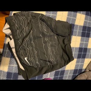Nike Running Shorts *MEDIUM*